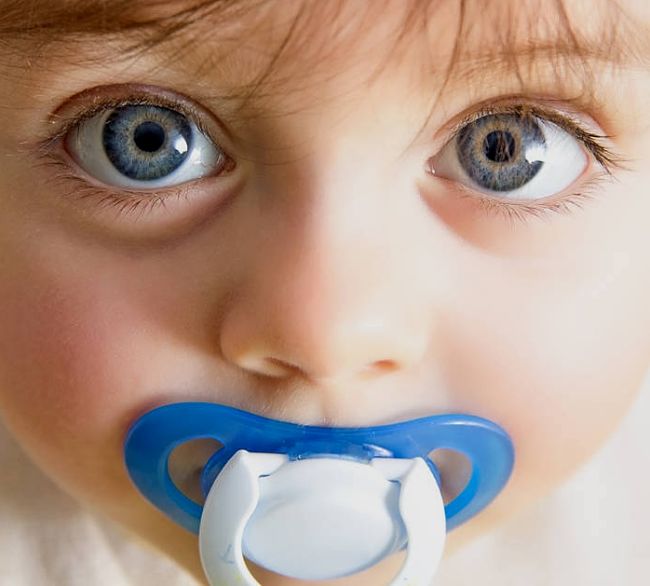 Pacifiers are harmful for your baby's teeth