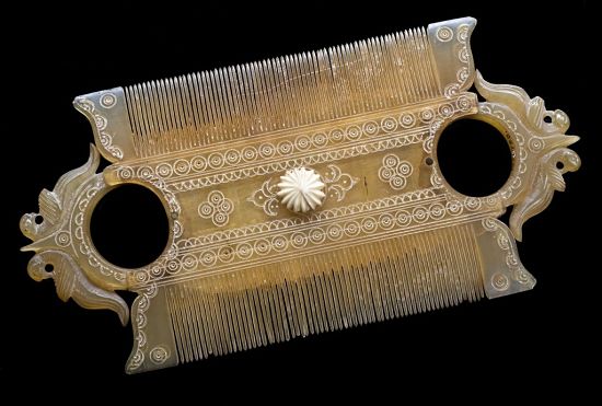 This head lice comb dates from the 1700s.